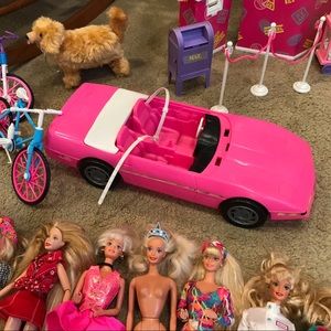 Barbie Dolls/Furniture/Accessories